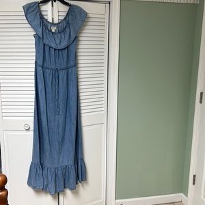 Style & Co denim maxi dress. 100% cotton. Ruffle top can be worn off shoulders.